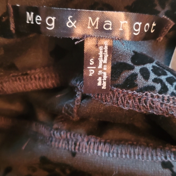 Meg & Margot Black Pull On Slim Leg Ankle Length Jegging, SM - Picture 6 of 9